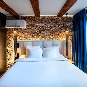 4* Hotel Mister Highland